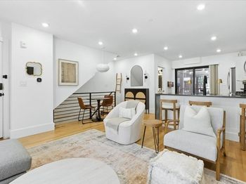 4 - 6 Everett Place