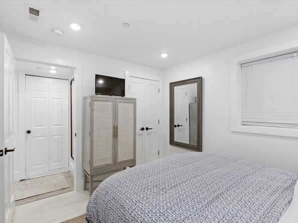4 - 6 Everett Place 1, Boston MA 02128