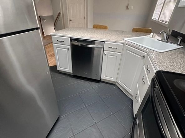 1295 Millbury St B, Worcester MA 01607