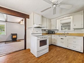 22 Donnelly Rd, Spencer MA 01562