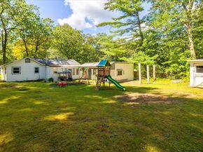 22 Donnelly Rd, Spencer MA 01562