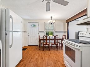 22 Donnelly Rd, Spencer MA 01562