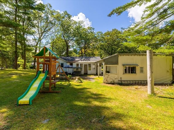 22 Donnelly Rd, Spencer MA 01562