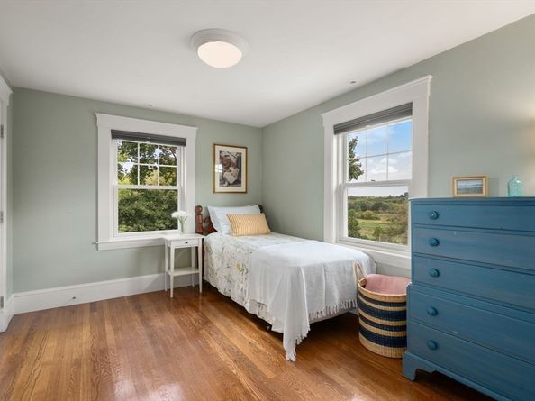 19 Main Street, Dover MA 02030