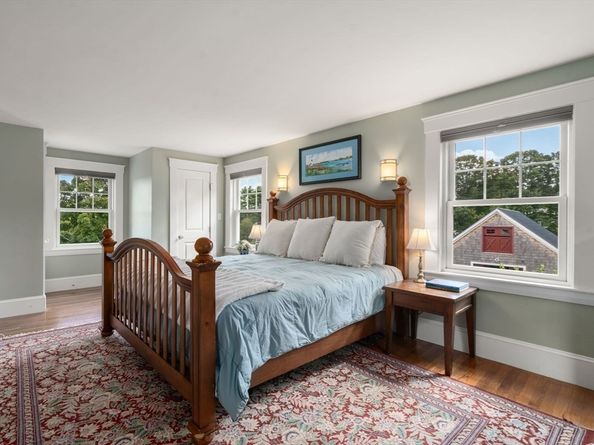 19 Main Street, Dover MA 02030