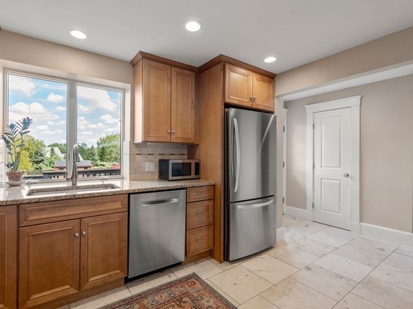 19 Main Street, Dover MA 02030