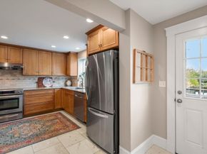 19 Main Street, Dover MA 02030