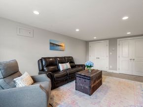 19 Main Street, Dover MA 02030