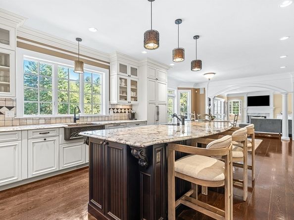 33 Old Concord Road, Lincoln MA 01773