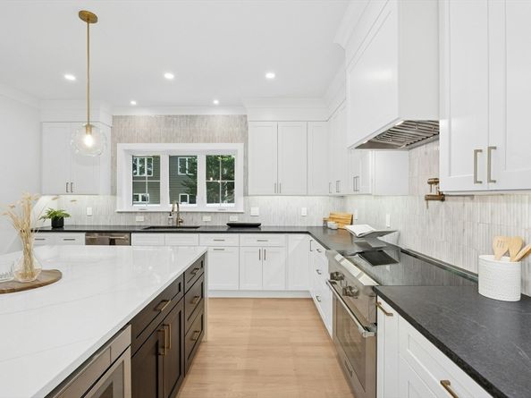 50 School St, Lexington MA 02421