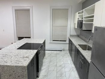 40 Crescent Ave