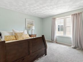 33 Groveland Commons Way 33, Groveland MA 01834