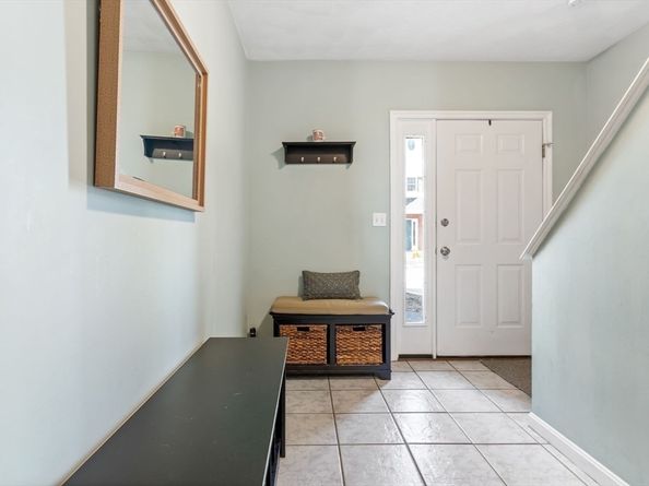 33 Groveland Commons Way 33, Groveland MA 01834