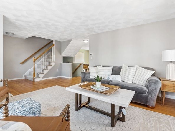 33 Groveland Commons Way 33, Groveland MA 01834