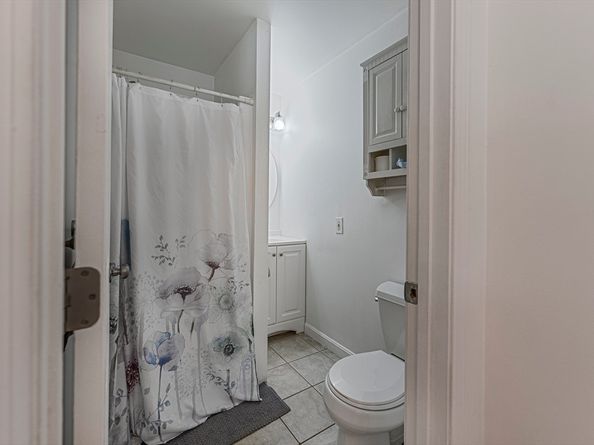 66 Hamilton St 3, Leominster MA 01453