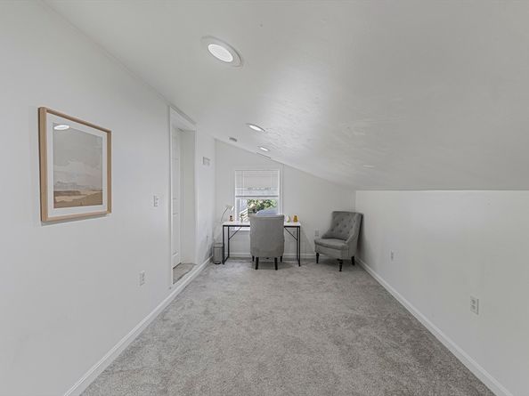 66 Hamilton St 3, Leominster MA 01453