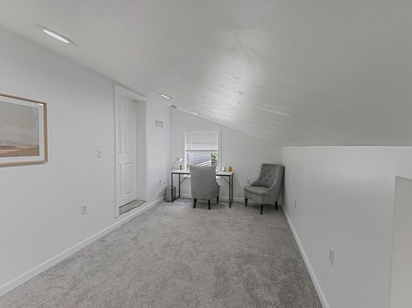 66 Hamilton St 3, Leominster MA 01453