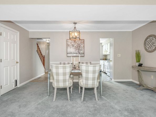 2401 Pheasant Creek Lane 2401, Peabody MA 01960