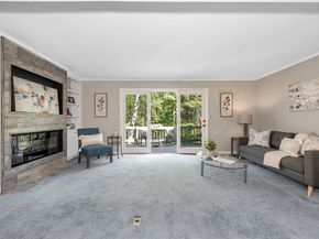 2401 Pheasant Creek Lane 2401, Peabody MA 01960