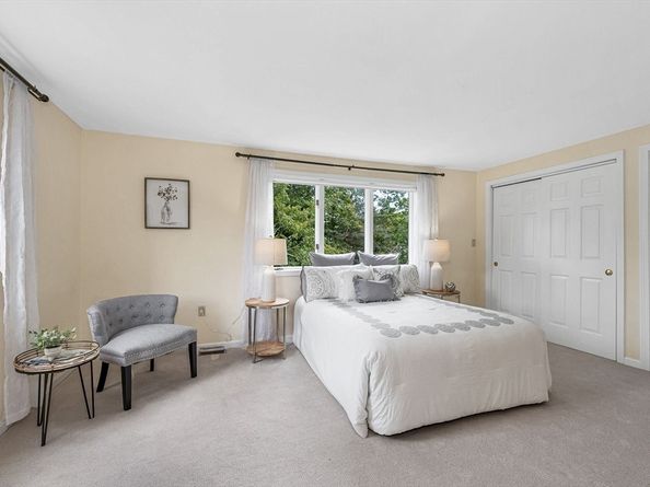 2401 Pheasant Creek Lane 2401, Peabody MA 01960