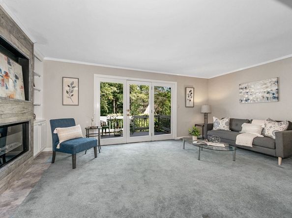 2401 Pheasant Creek Lane 2401, Peabody MA 01960
