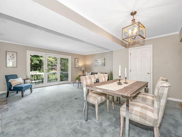 2401 Pheasant Creek Lane 2401, Peabody MA 01960
