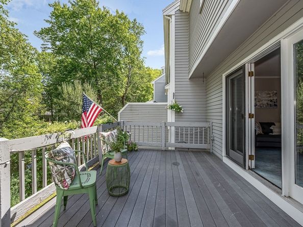 2401 Pheasant Creek Lane 2401, Peabody MA 01960