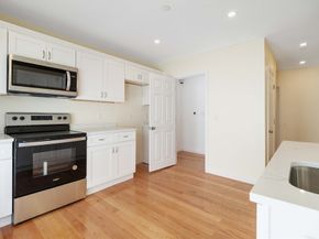 1 Glenwood St 5, Malden MA 02148