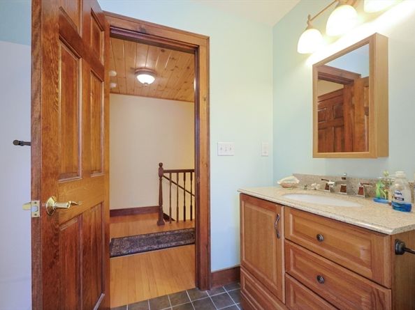 20-22 Dover  Rd, Natick MA 01760