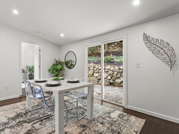7 Sawyer Crt, Malden MA 02148