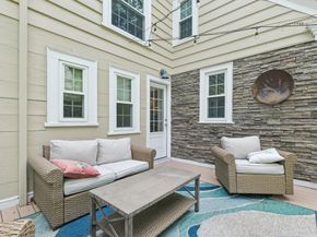7 Westland St, Worcester MA 01602
