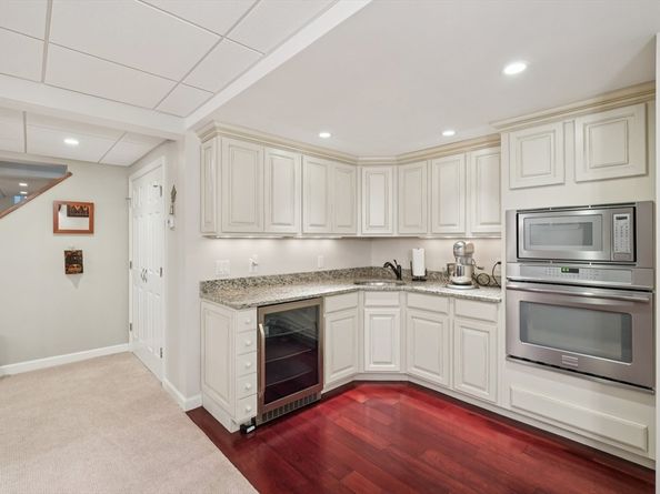 7 Westland St, Worcester MA 01602