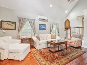 7 Westland St, Worcester MA 01602