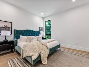 1114 Beacon St. 103, Newton MA 02461