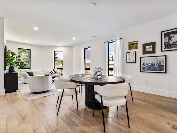 1114 Beacon St. 103, Newton MA 02461