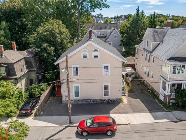 15-17 Barrett St, Malden MA 02148