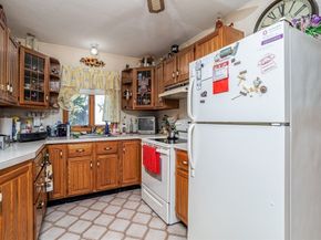 27 Winslow, Leicester MA 01524