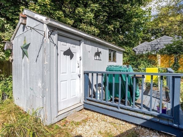 27 Winslow, Leicester MA 01524