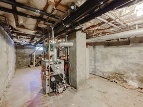 107 Lake B, Webster MA 01570