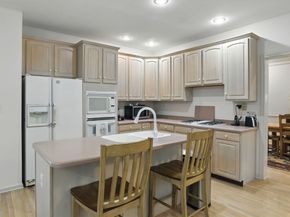 7 Alder Way 7, Bedford MA 01730
