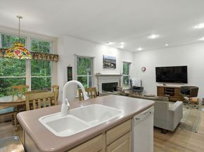 7 Alder Way 7, Bedford MA 01730