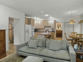 7 Alder Way 7, Bedford MA 01730