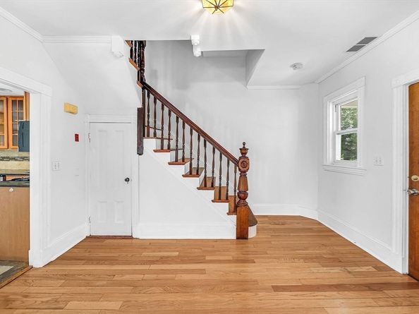 13 Weir St, Newton MA 02466
