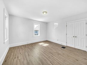 13 Weir St, Newton MA 02466