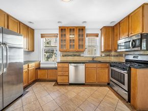 13 Weir St, Newton MA 02466