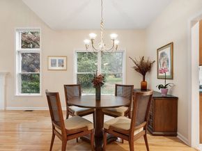 5 Chestnut Ln 5, Bedford MA 01730