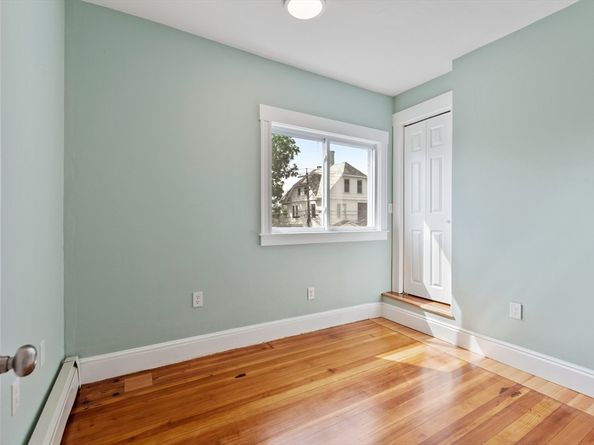 39 Arlington St, Fitchburg MA 01420
