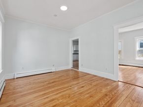 39 Arlington St, Fitchburg MA 01420