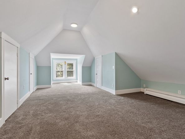 39 Arlington St, Fitchburg MA 01420