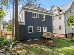 39 Arlington St, Fitchburg MA 01420